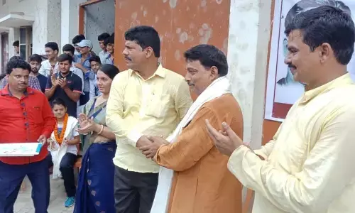 बेगूसराय में खेल दिवस के अवसर पर जिले के खिलाड़ियों किया गया सम्मानित बेगूसराय में खेल दिवस के अवसर पर जिले के खिलाड़ियों किया गया सम्मानित