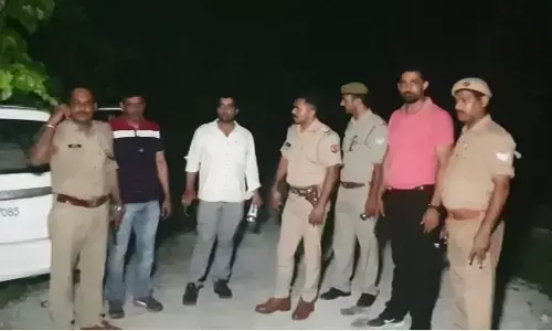 नोएडा पुलिस की बदमाशों से मुठभेड़, दो बदमाश घायल , दरोगा को भी लगी गोली