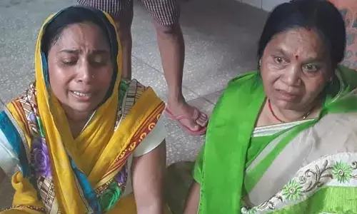 शाहजहांपुर के जलालाबाद में बिजली लाइन की चपेट में आकर विवाहिता की मौत शाहजहांपुर के जलालाबाद में बिजली लाइन की चपेट में आकर विवाहिता की मौत