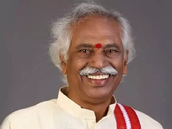 पूर्व केंद्रीय मंत्री बंडारू दत्तात्रेय को हिमाचल का राज्यपाल बनाया पूर्व केंद्रीय मंत्री बंडारू दत्तात्रेय को हिमाचल का राज्यपाल बनाया