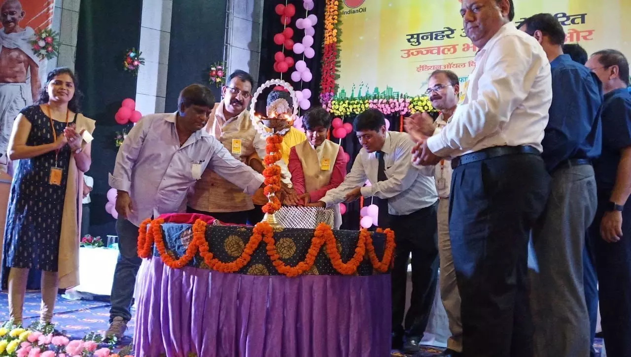 2020 से बरौनी रिफाइनरी में शुरू हो जाएगा बीएस-6 ईंधन का उत्पादन: शुक्ला मिस्त्री 2020 से बरौनी रिफाइनरी में शुरू हो जाएगा बीएस-6 ईंधन का उत्पादन: शुक्ला मिस्त्री