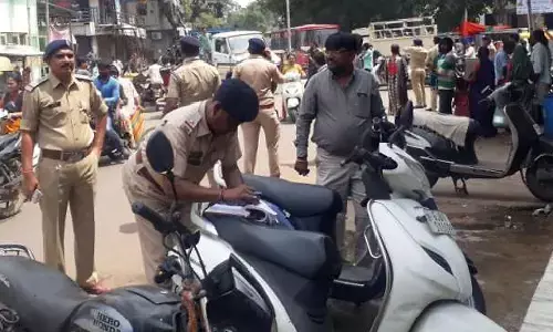 क्या ट्रैफिक के नियम सख्त करना ही काफी होगा?