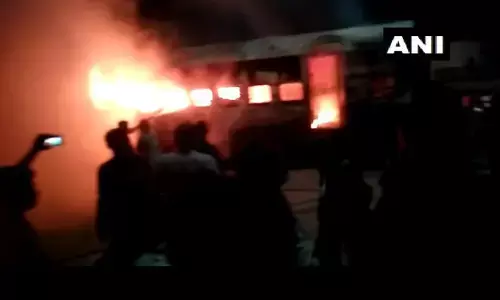 बिहार: दरभंगा-नई दिल्ली बिहार संपर्क क्रांति सुपरफास्ट एक्सप्रेस के एक कोच में आग लग गई