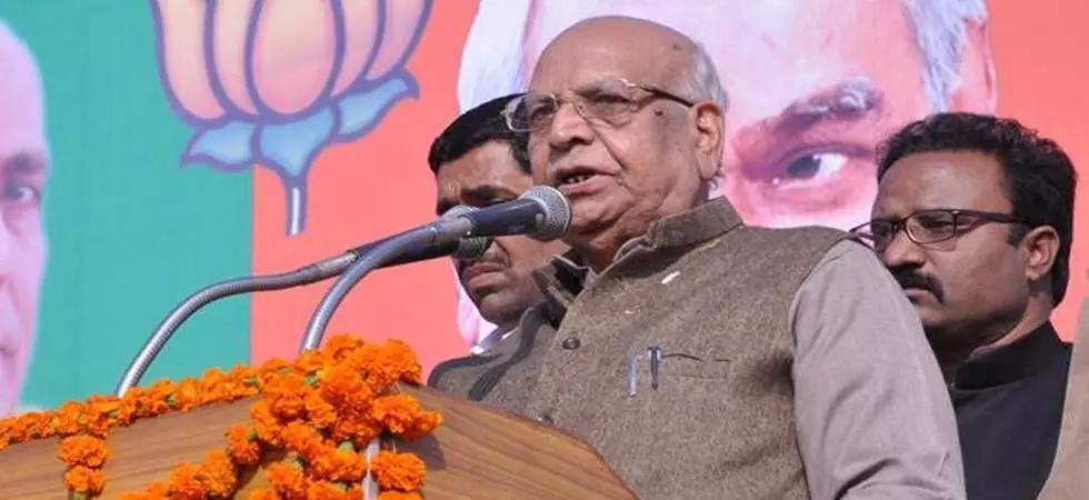 राज्यपाल की नाराजगी के चलते शिक्षा विभाग में मचा हडकम्प, दो पर गिरी गाज राज्यपाल की नाराजगी के चलते शिक्षा विभाग में मचा हडकम्प, दो पर गिरी गाज