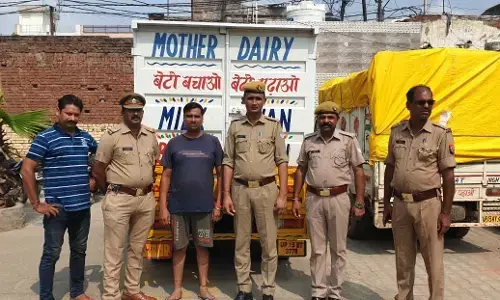 दादरी पुलिस को मिली सफलता, लाखों रूपये की अवैध शराब पकड़ी