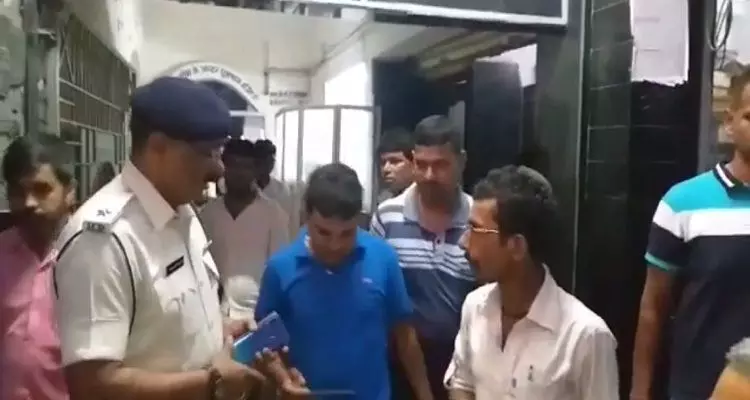 बेगुसराय में सिमरिया घाट सिक्स लाइन पुल के पेटी कांट्रैक्टर को मारी गोली, मौत बेगुसराय में सिमरिया घाट सिक्स लाइन पुल के पेटी कांट्रैक्टर को मारी गोली, मौत