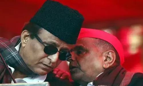 मुलायम सिंह आज़म को समझते थे मुस्लिमों का रहनुमा, लेकिन मुस्लिमों ने ही क्यों बजाई आज़म खान की बेंड! मुलायम सिंह आज़म को समझते थे मुस्लिमों का रहनुमा, लेकिन मुस्लिमों ने ही क्यों बजाई आज़म खान की बेंड!