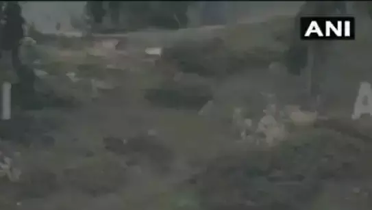 भारत की जवाबी कार्रवाई में ढेर हुए 2 पाकिस्‍तानी सैनिक, सफेद झंडा दिखाकर ले गए शव