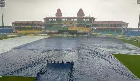 IND vs SA: धर्मशाला में बारिश ने डाला खखल, शाम सात बजे से होने वाला है मैच