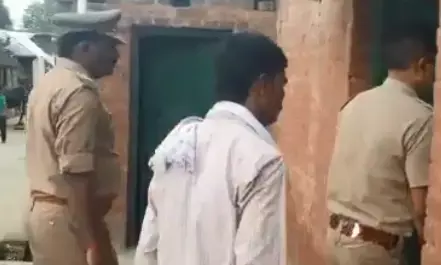 हरदोई में जिंदा जलाये गये युवक की मौत, खबर सुनकर माँ ने पहले तोड़ दिया था दम