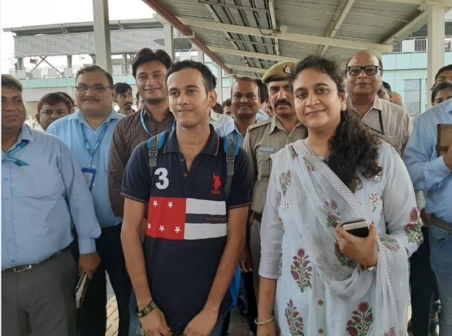 नोएडा NMRC प्रबंध निदेशक व नोएडा प्राधिकरण की सीईओ रितु माहेश्वरी ने किया एक्वा मेट्रो का किया निरीक्षण नोएडा NMRC प्रबंध निदेशक व नोएडा प्राधिकरण की सीईओ रितु माहेश्वरी ने किया एक्वा मेट्रो का किया निरीक्षण
