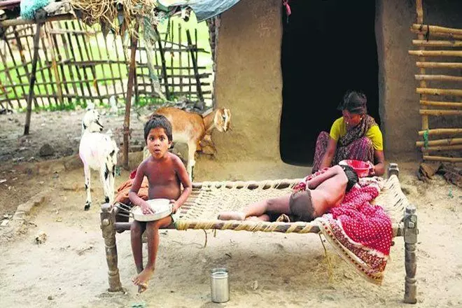 Global Hunger Index: भुखमरी में भारत और पाकिस्तान लगभग बराबरी पर Global Hunger Index: भुखमरी में भारत और पाकिस्तान लगभग बराबरी पर