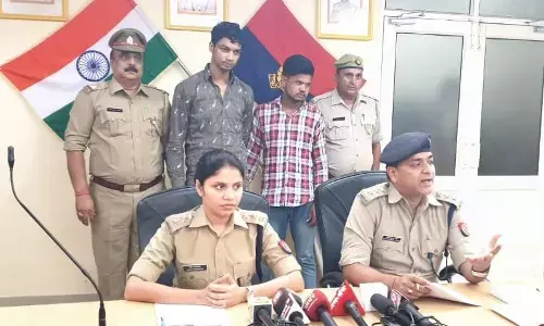 बिसरख कोतवाली पुलिस ने लूट व चोरी करने वाले दो बदमाशों को किया गिरफ्तार बिसरख कोतवाली पुलिस ने लूट व चोरी करने वाले दो बदमाशों को किया गिरफ्तार