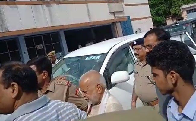 इन 43 वीडियो क्लिप्स के आधार पर हुई चिन्मयानन्द की गिरफ्तारी, जो पीडिता ने कराए थे उपलब्ध इन 43 वीडियो क्लिप्स के आधार पर हुई चिन्मयानन्द की गिरफ्तारी, जो पीडिता ने कराए थे उपलब्ध