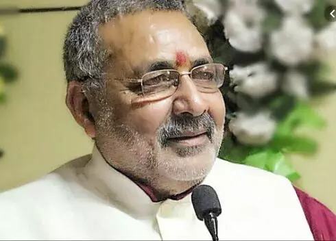 मंत्री गिरिराज सिंह ने दिया सीएम नीतीश को करारा जवाब मंत्री गिरिराज सिंह ने दिया सीएम नीतीश को करारा जवाब