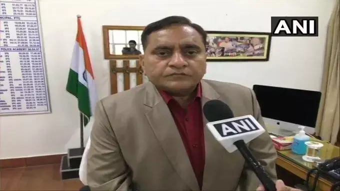 मुरादाबाद में डीजीपी बोले, गिरफ्तारी में देरी नहीं हुई, जांच के बाद हुई कार्रवाई मुरादाबाद में डीजीपी बोले, गिरफ्तारी में देरी नहीं हुई, जांच के बाद हुई कार्रवाई