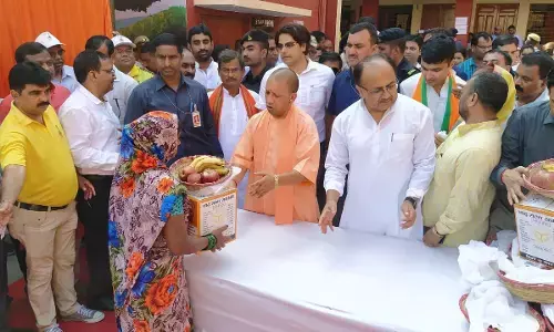 मुख्यमंत्री योगी पहुंचे प्रयागराज ,बाढ़ ग्रस्त क्षेत्रों का किया हवाई निरीक्षण मुख्यमंत्री योगी पहुंचे प्रयागराज ,बाढ़ ग्रस्त क्षेत्रों का किया हवाई निरीक्षण