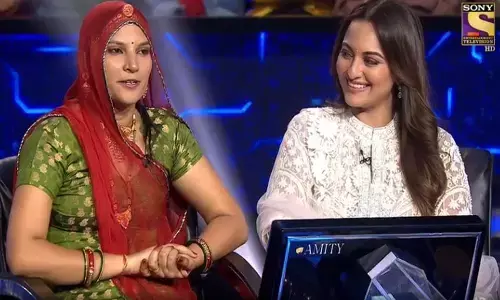 इस आसान सवाल का भी जबाब नहीं दे पायीं सोनाक्षी सिन्हा इस आसान सवाल का भी जबाब नहीं दे पायीं सोनाक्षी सिन्हा