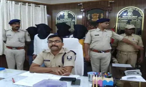 मोतिहारी पुलिस ने हीरा हत्या कांड का किया भंडाफोड़, तीन गिरफ्तार मोतिहारी पुलिस ने हीरा हत्या कांड का किया भंडाफोड़, तीन गिरफ्तार