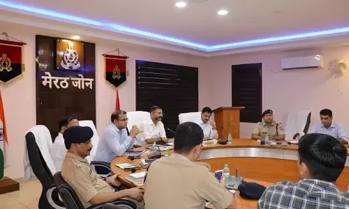 एडीजी मेरठ प्रशांत कुमार ने त्योहारों को शांतिपूर्ण संपन्न कराने के दिए विशेष दिशा-निर्देश एडीजी मेरठ प्रशांत कुमार ने त्योहारों को शांतिपूर्ण संपन्न कराने के दिए विशेष दिशा-निर्देश