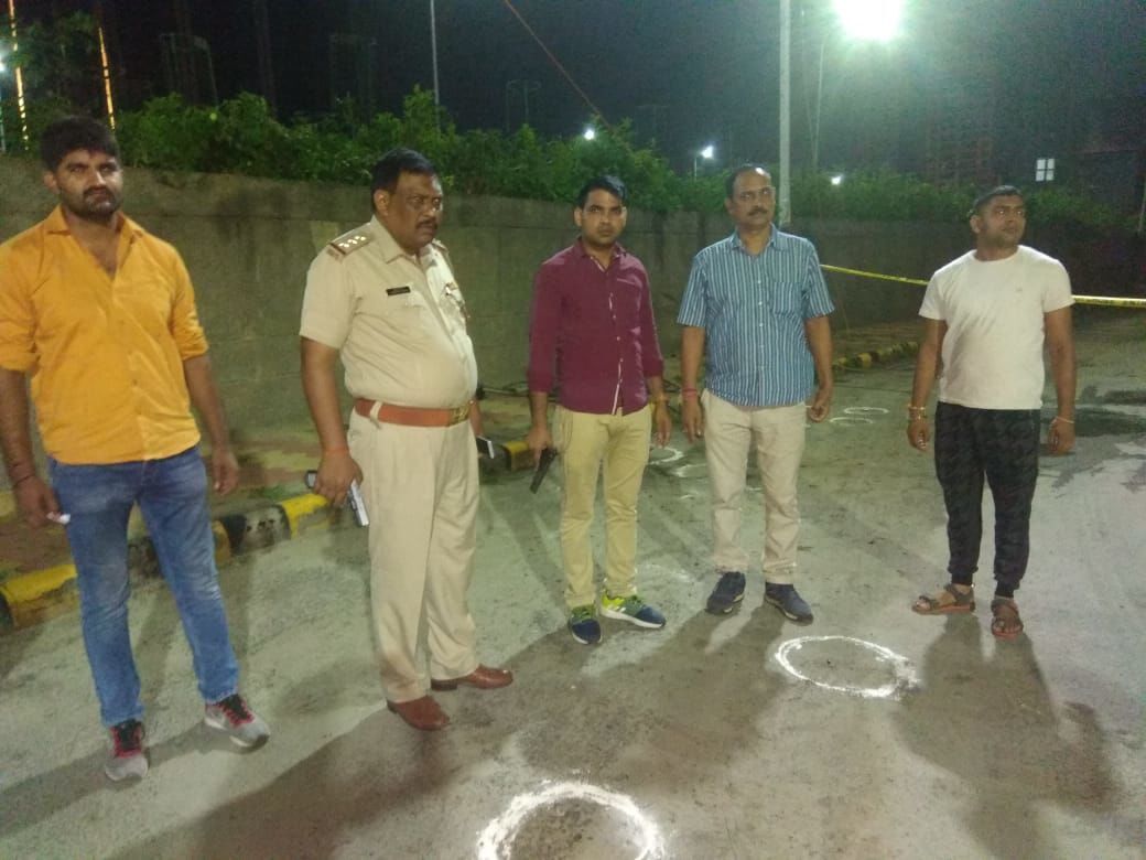 एसएसपी वैभव कृष्ण के ऑपरेशन टारगेट क्रिमिनल को लगातार मिल रही कामयाबी, मुठभेड़ के दौरान दो बदमाश गिरफ्तार एसएसपी वैभव कृष्ण के ऑपरेशन टारगेट क्रिमिनल को लगातार मिल रही कामयाबी, मुठभेड़ के दौरान दो बदमाश गिरफ्तार