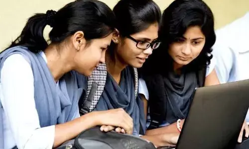 CA के छात्रों का जीवन पीड़ा में डूबा है, जीवन ही नहीं है CA के छात्रों का जीवन पीड़ा में डूबा है, जीवन ही नहीं है