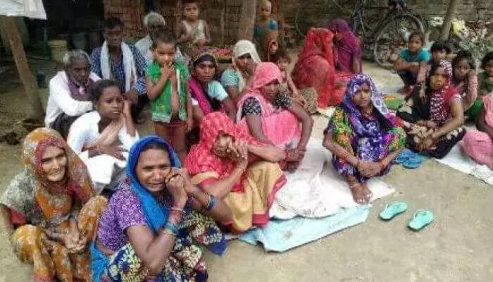 एक ही दिन उठी पिता और पुत्र की अर्थी