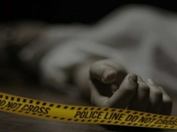 बिहार : दशहरा मेला घूमने निकले व्यवसायी की हत्या, कार में मिली खून से लथपथ लाश बिहार : दशहरा मेला घूमने निकले व्यवसायी की हत्या, कार में मिली खून से लथपथ लाश