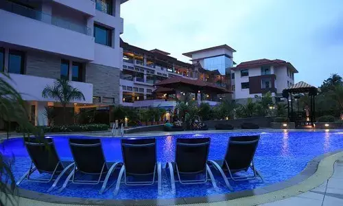 होटल के कमरे में 4 लाशें देखकर वेटर भाग खड़ा हुआ, और फिर