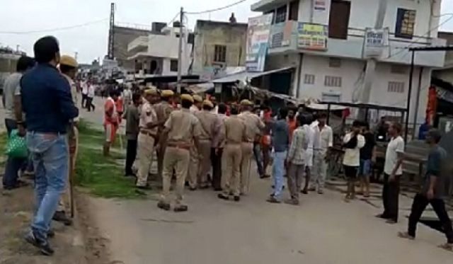 राजस्थान के टोंक जनपद में साम्प्रदायिक तनाव के बाद कर्फ्यू राजस्थान के टोंक जनपद में साम्प्रदायिक तनाव के बाद कर्फ्यू