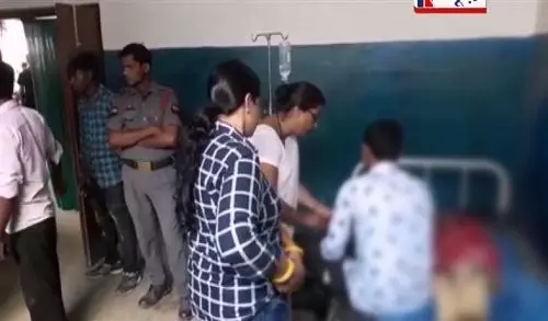 सुपौल रेप पीडिता केस: पीडिता की बहन को मार दी थी गोली, अब अस्पताल में हुई मौत सुपौल रेप पीडिता केस: पीडिता की बहन को मार दी थी गोली, अब अस्पताल में हुई मौत