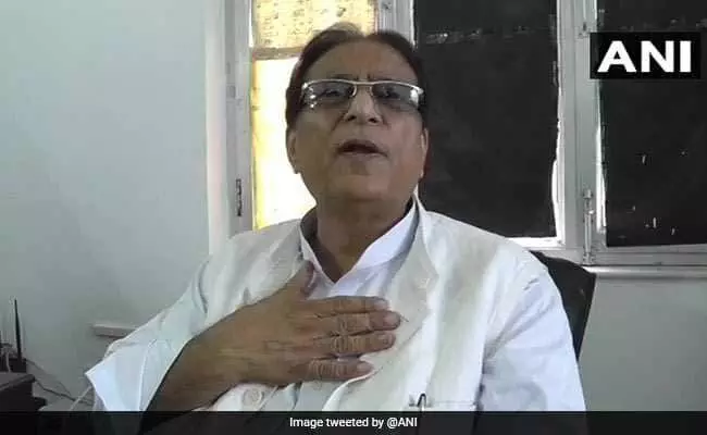 रामपुर में आज़म खान ने किया खुलासा, मेरा मानसिक दबाब में 22 किलो वजन कम हो गया रामपुर में आज़म खान ने किया खुलासा, मेरा मानसिक दबाब में 22 किलो वजन कम हो गया