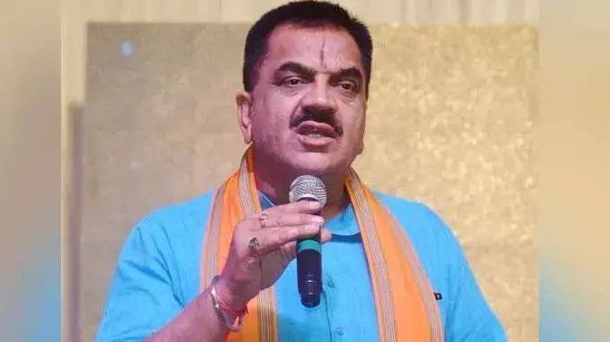 बीजेपी विधायक ने किया ऐलान नहीं करता देशद्रोही मुस्लिमों का काम, थमा दिया नोटिस,बीजेपी की दोहरी मानसिकता क्यों?