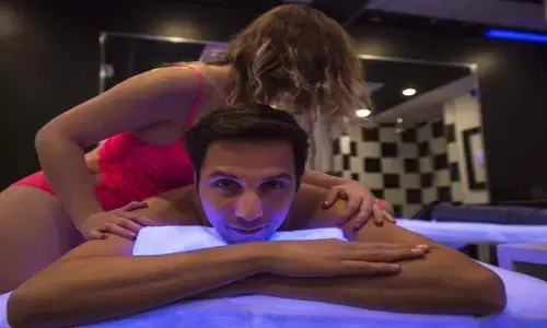 जयपुर में स्पा सेंटर की आड में होता था देह व्यापार, पकड़ी गई युवती बोली इस तरह देते थे हम ऑफर प्राइवेट स्पा का