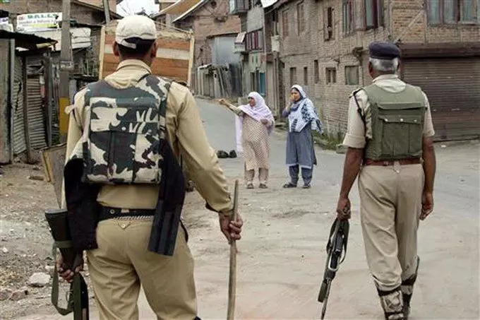 जम्मू कश्मीर  :श्रीनगर में राजस्थान के ड्राइवर की गोली मारकर हत्या