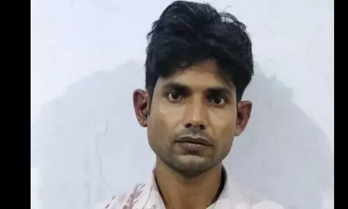 यूपी एसटीएफ की बड़ी कामयाबी, 50,000/-का इनामी अपराधी शराब तस्कर चेतराम मथुरा से किया गिरफ्तार