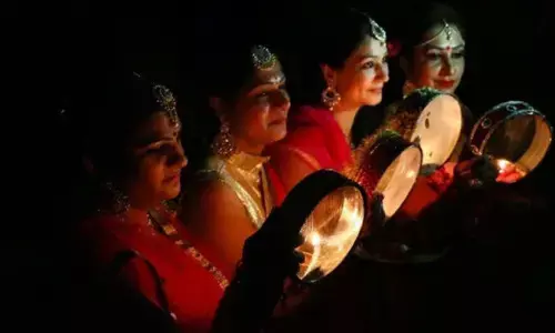 Karva Chauth 2019 : इस बार का करवाचौथ बेहद खास, 70 साल बाद बन रहा ये संयोग Karva Chauth 2019 : इस बार का करवाचौथ बेहद खास, 70 साल बाद बन रहा ये संयोग
