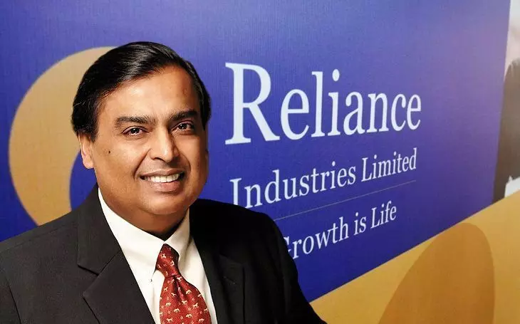 रिलायंस इंडस्ट्रीज 9 लाख करोड़ रुपए के मार्केट कैप वाली देश की पहली कंपनी बनी