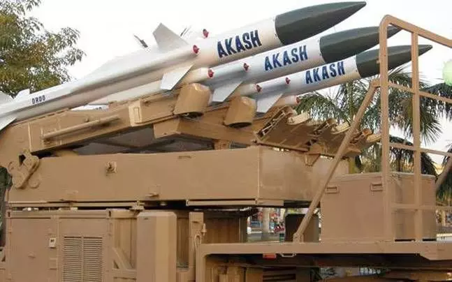 पाकिस्तान और चीन सीमा पर तैनात होगी आकाश मिसाइल , हवाई घुसपैठ से मुकाबले की तैयारी