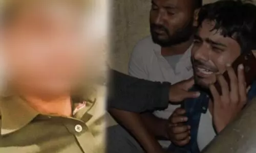 प्रयागराज में डीआईजी कार्यालय में तैनात फॉलोवर ने पत्नी, बेटे की हत्या कर पुलिस लाइन में लगाई फांसी, हड़कंप प्रयागराज में डीआईजी कार्यालय में तैनात फॉलोवर ने पत्नी, बेटे की हत्या कर पुलिस लाइन में लगाई फांसी, हड़कंप