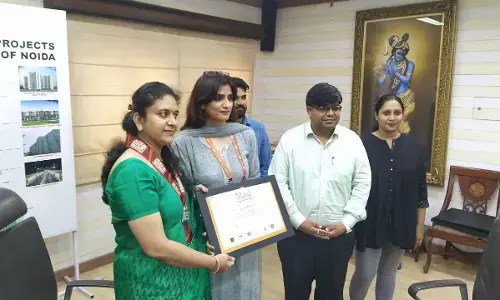 एशिया बुक ऑफ रिकॉर्ड्स में दर्ज हुया नोएडा का प्लास्टिक चरखा एशिया बुक ऑफ रिकॉर्ड्स में दर्ज हुया नोएडा का प्लास्टिक चरखा