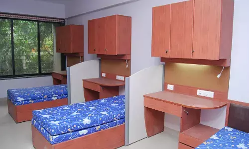 नोएडा में PG मालिकों को हाई कोर्ट से बड़ी राहत, प्राधिकरण के लीज़ कैंसिल करने के मंसूबे को लगा बड़ा झटका नोएडा में PG मालिकों को हाई कोर्ट से बड़ी राहत, प्राधिकरण के लीज़ कैंसिल करने के मंसूबे को लगा बड़ा झटका