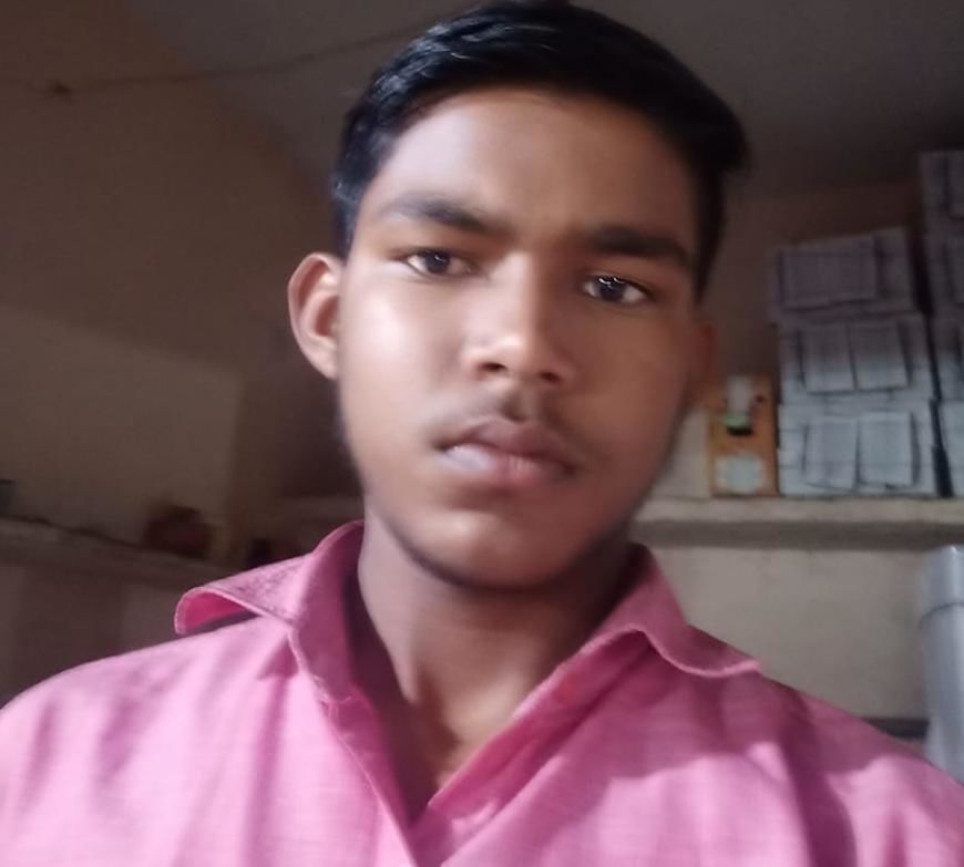करंट से युवक की मौत, बचाव को आया युवक झुलसा, घर मे मचा कोहराम करंट से युवक की मौत, बचाव को आया युवक झुलसा, घर मे मचा कोहराम