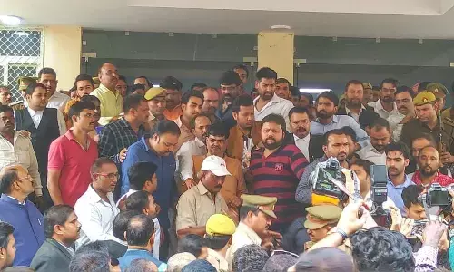 सपा विधायक जवाहर यादव हत्याकांड मामले में करवरिया बंधु दोषी, 4 नवम्बर सुनाई जायेगी सजा ! सपा विधायक जवाहर यादव हत्याकांड मामले में करवरिया बंधु दोषी, 4 नवम्बर सुनाई जायेगी सजा !