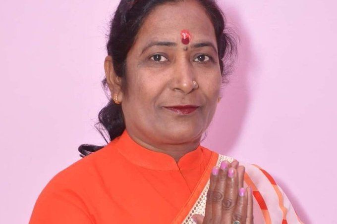 यूपी में विधायक से नमस्ते न करना पड़ा दरोगा सिपाही को महंगा, एसपी ने किया लाइन हाजिर यूपी में विधायक से नमस्ते न करना पड़ा दरोगा सिपाही को महंगा, एसपी ने किया लाइन हाजिर