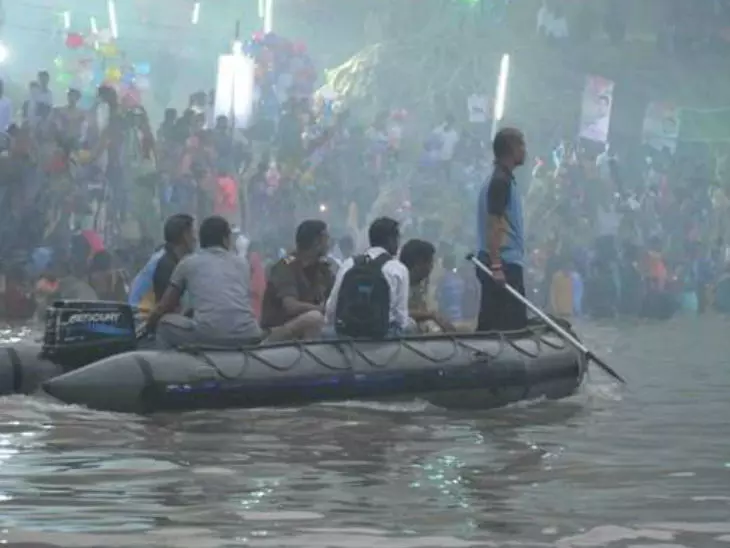 आजमगढ़ में छठ पूजा के दौरान डूबने से किशोर समेत पांच की मौत