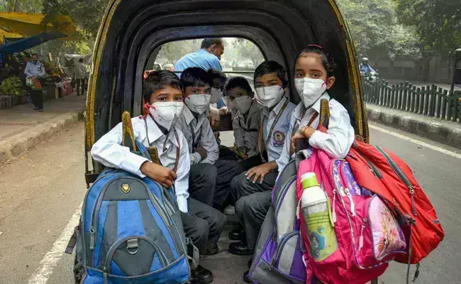 दिल्ली के बाद नोएडा-गाजियाबाद में भी सभी स्कूल 5 नवंबर तक बंद
