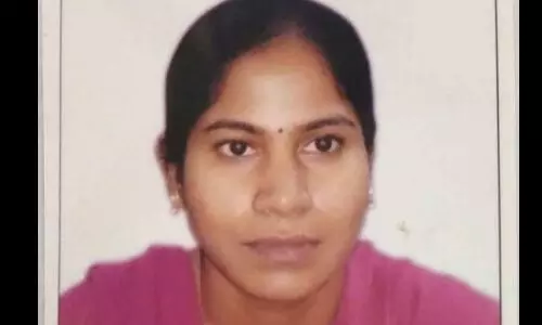 तेलंगाना में महिला तहसीलदार को ऑफिस में घुसकर जिंदा जला दिया, तडफ तडफ कर मौके पर मौत, वाह रे कानून?