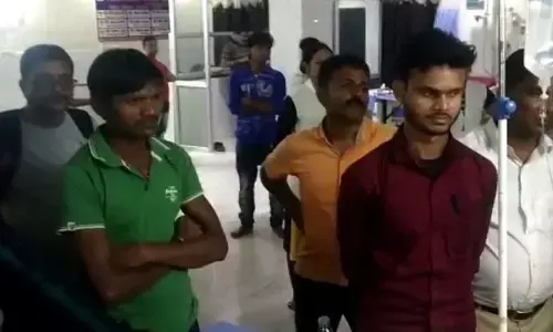 बिहार में जेडीयू नेता की गोली मारकर हत्या, आक्रोशित लोगों ने किया प्रदर्शन