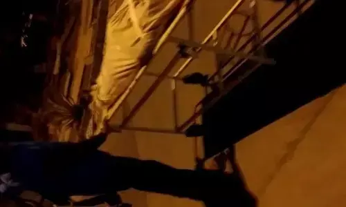 ईस्टर्न पेरिफेरल एक्सप्रेस-वे पर दर्दनाक हादसा, एक ही परिवार के 6 लोगों की मौत ईस्टर्न पेरिफेरल एक्सप्रेस-वे पर दर्दनाक हादसा, एक ही परिवार के 6 लोगों की मौत